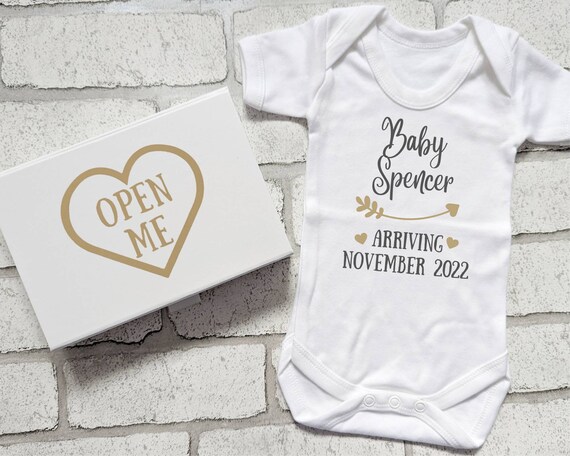 Custom Baby Onesie Personalized Pregnancy Announcement Bodysuit - Custom Name & Date Baby Onesie 0-3 Months Baby Announcement Gift-952365