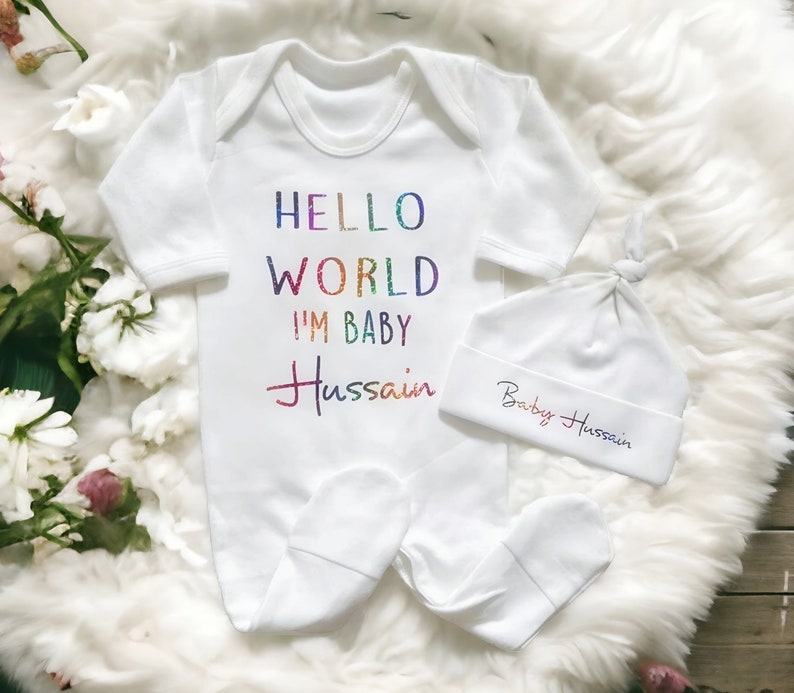 Personalised New Baby Outfit Hello World I am Surname Name Unisex Sleepsuit Hat Set Gift I'm Here Coming Home Romper Bodysuit Newborn Cotton image 2