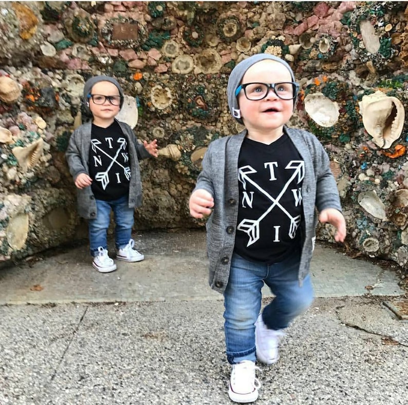 Twin Clothes Cute Twin Shirts Twin Arrow Shirts Twin Tees Twins Twin shirts twin Girls Twin Boys Matching twin shirts