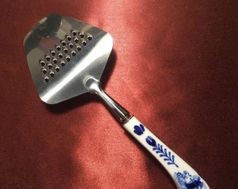 Cheese Grater from Holland