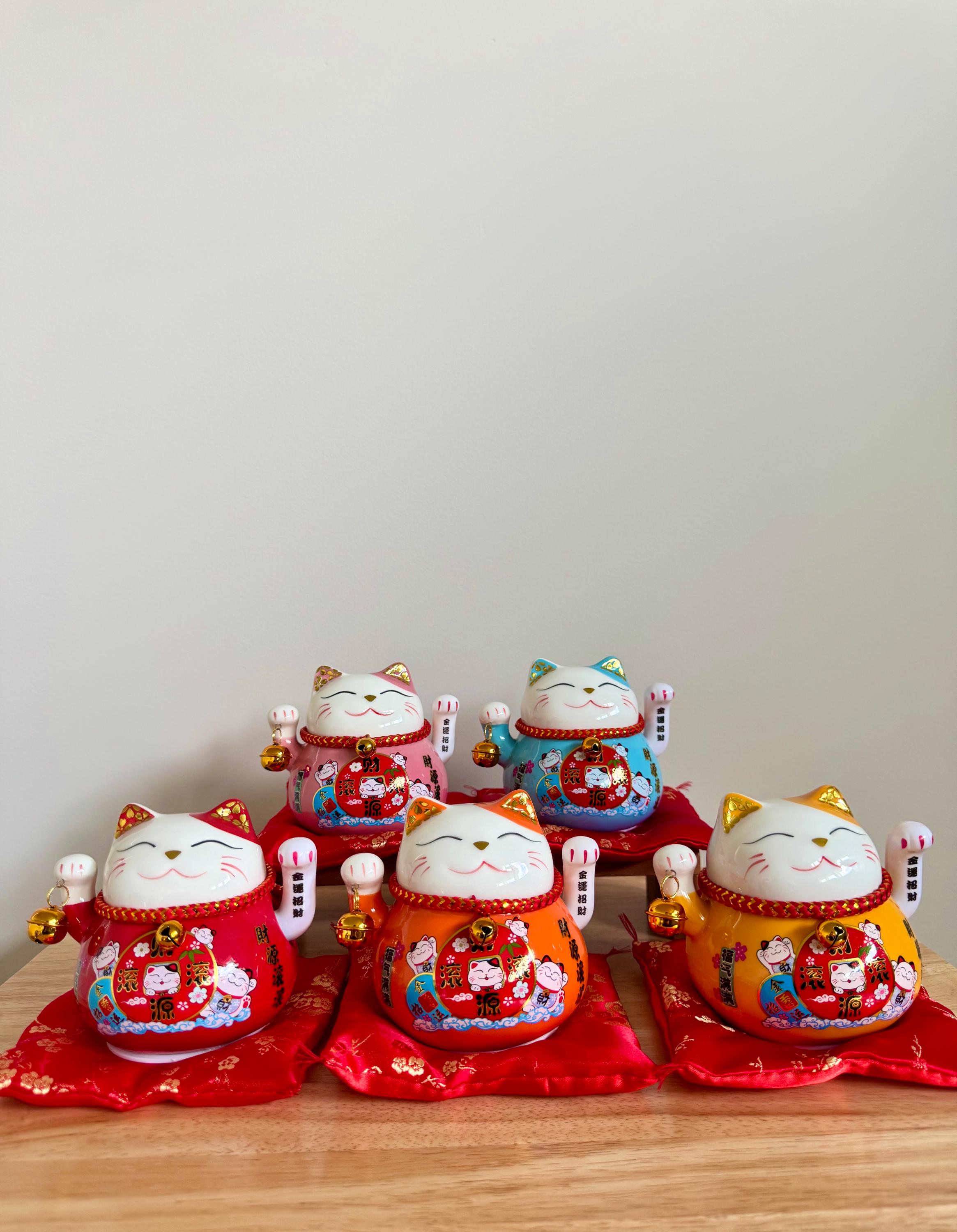 Lucky Cat Fortune Waving Cat Arm Lucky Money Neko Feng Shui