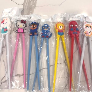 Palillos de dibujos animados para niños, reutilizables, con dibujos animados, para entrenamiento infantil