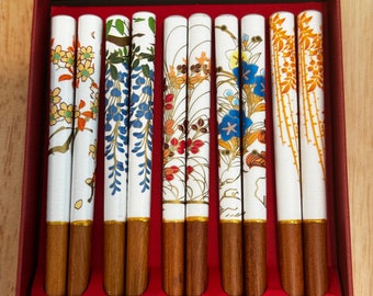 5 pairs Flower wood chopsticks Sakura Cherry Blossom floral family set chopsticks gift set, Japanese chopsticks, Reusable chopsticks gift