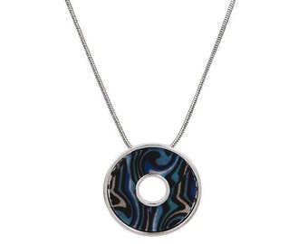 Paua pendent necklace