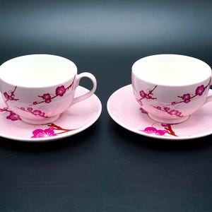 Tazas de té con flores rosas de Whittard of Chelsea, tazas de té con flores rosas, tazas de té vintage, tazas y platillos de té rosas, taza de té vintage
