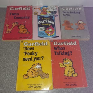 5x vintage Garfield books. 1980&#39;s.