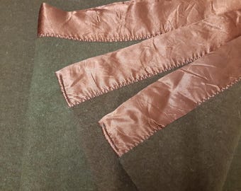 Laconia pure wool brown vintage blanket.  Satin edging.  Made in Australia.