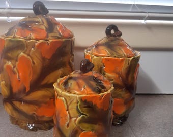 Juego de botes de cerámica vintage. Cosecha de otoño. Década de 1970. Hecho en Japón. Pintado a mano. Estilo mayólica.