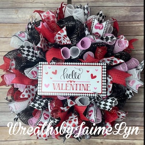 Valentines Day Wreath, Hello Valentine Wreath