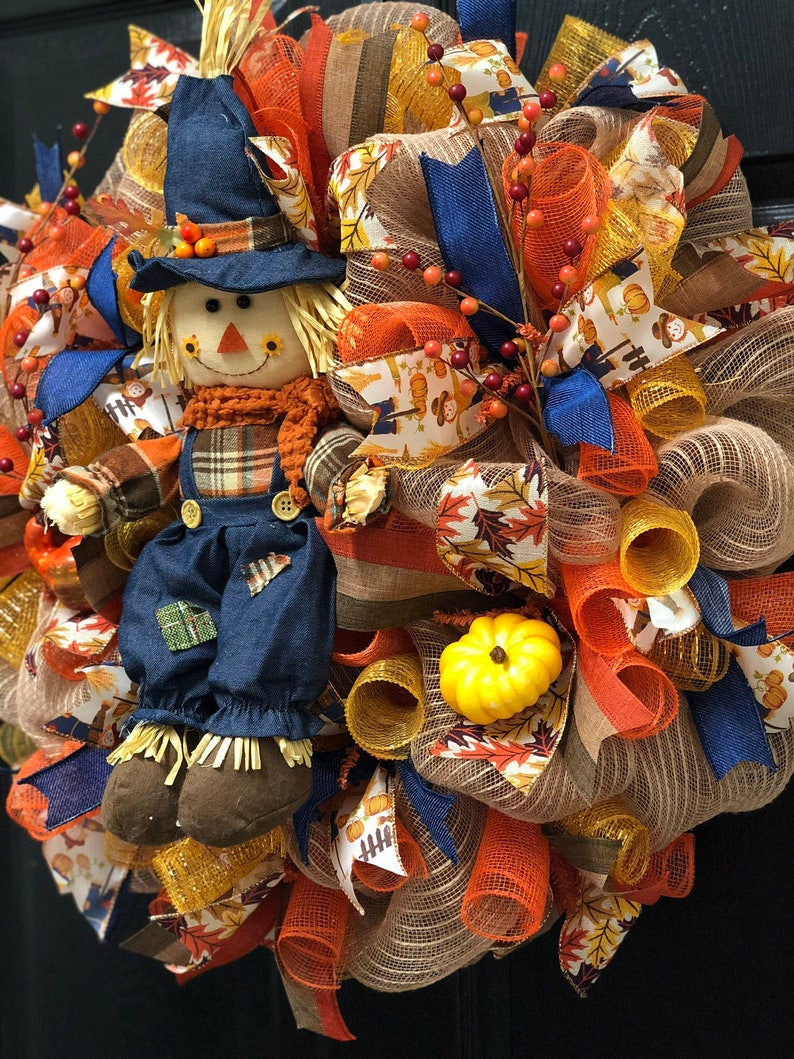 Scarecrow Wreath, fall scarecrow wreath, fall wreath, fall decor, front door wreath, scarecrows, scarecrow, image 4