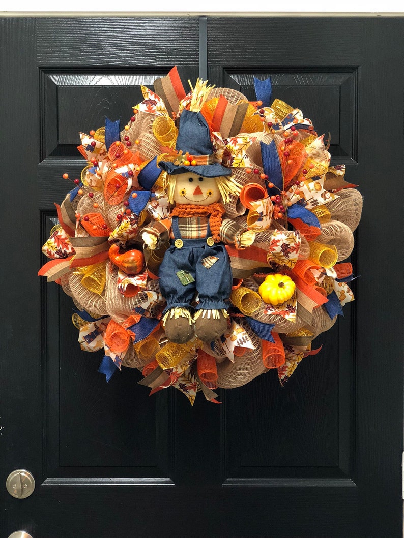 Scarecrow Wreath, fall scarecrow wreath, fall wreath, fall decor, front door wreath, scarecrows, scarecrow, image 2