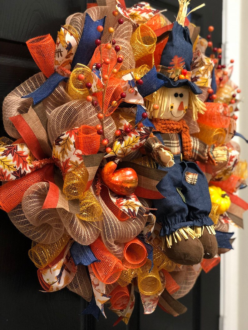 Scarecrow Wreath, fall scarecrow wreath, fall wreath, fall decor, front door wreath, scarecrows, scarecrow, image 3