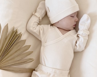 Organic Baby Mittens: GOTS Certified Cotton, Scratch Protection