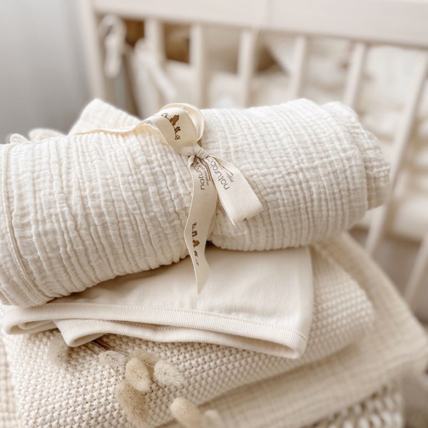 Organic Baby Blankets in Soft Muslin Fabric - Ideal for Eco-Conscious Parents, 100% Organic Cotton 110*110cm Blanket Gift For Baby