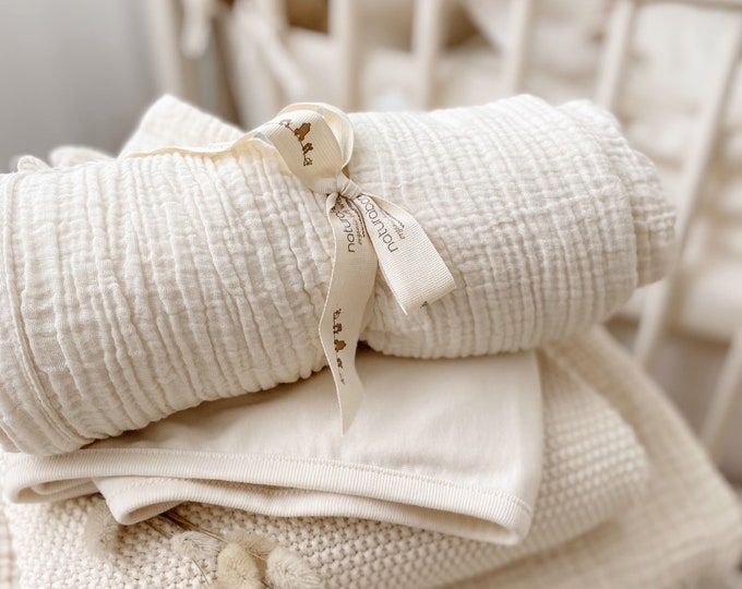 Organic Baby Blankets in Soft Muslin Fabric - Ideal for Eco-Conscious Parents, 100% Organic Cotton 110*110cm Blanket Gift For Baby