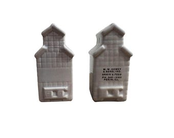 Vintage Grain Elevator Salt & Pepper shakers WW Dewey Grain  feed Co. Pekin IL