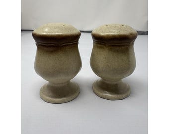 Vintage Mikasa Vollweizen Steingut Salz & Pfeffer Streuer 3 1/2 "Hoch Japan MCM