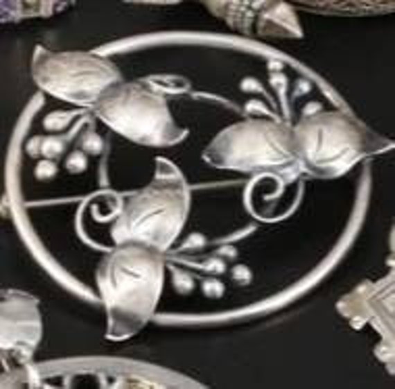 Estate Vintage floral brooch Sterling Silver open… - image 2