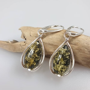 Earring, Green Amber earrings, Sterling silver 925 dangle drop earing, lever back hanging teardrops, gift idea for her