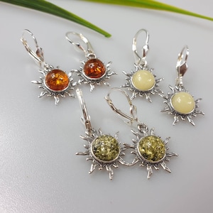 Amber earrings Sterling Silver 925 Sun shape earrings. Amber jewellery. Green Amber earrings. boucles d'oreilles Christmas Present solitaire