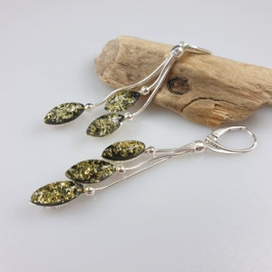 Green Amber earrings. Long Amber earrings. Sterling Silver earrings. Ohrringe. Stunning Amber earrings Hanging Amber dangle Earrings
