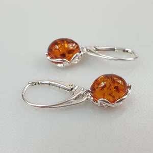 Small Amber earrings. Brown Baltic Amber and Sterling silver 925. Amber jewelry. Silver earrings. Bernstein Ohrringe. Ambra. boucles d'oreil image 9