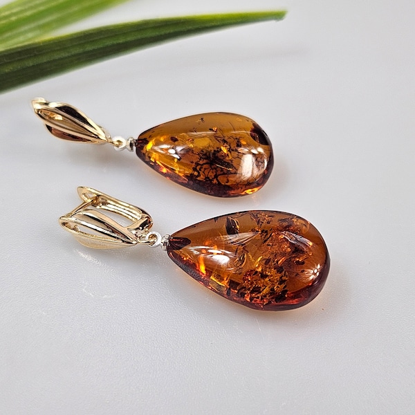 Amber button earrings main image 1