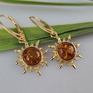 Amber earrings. Gold earring. Sun shape earrings Amber jewellery. Flaming sun earrings. Christmas gift. Birthday gift for women. BBF dangle