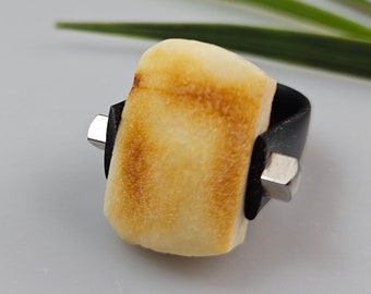 Bernstein ring, Bernstein schmuck