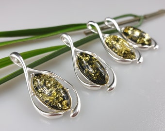 Green Baltic Amber pendant, tiny Gemstone pendant, Sterling silver cabochon, Crystal Cabochon, everyday pendant,  gift for her