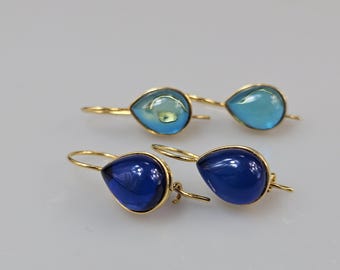 Small Amber earrings. blue Baltic Amber and Sterling silver 925. Amber jewelry. Red earrings. Bernstein Ohrringe. Ambra. boucles d'oreil