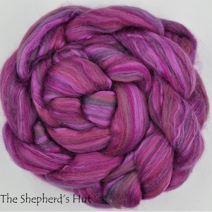 Merino Silk &#39;Damson Gin&#39; Blended Top 100g braid for spinning and felting.