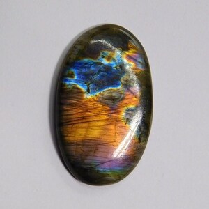 Purple Flash Labradorite Gemstone, Top Quality Natural Labradorite Cabochon, Amazing Labradorite loose Stone For Jewelry 26 Cts. N-802
