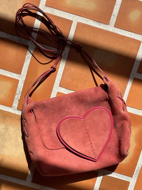 SS 2002 Tom Ford Gucci Pink Suede Heart Stitched Crossbody Made in Italy 