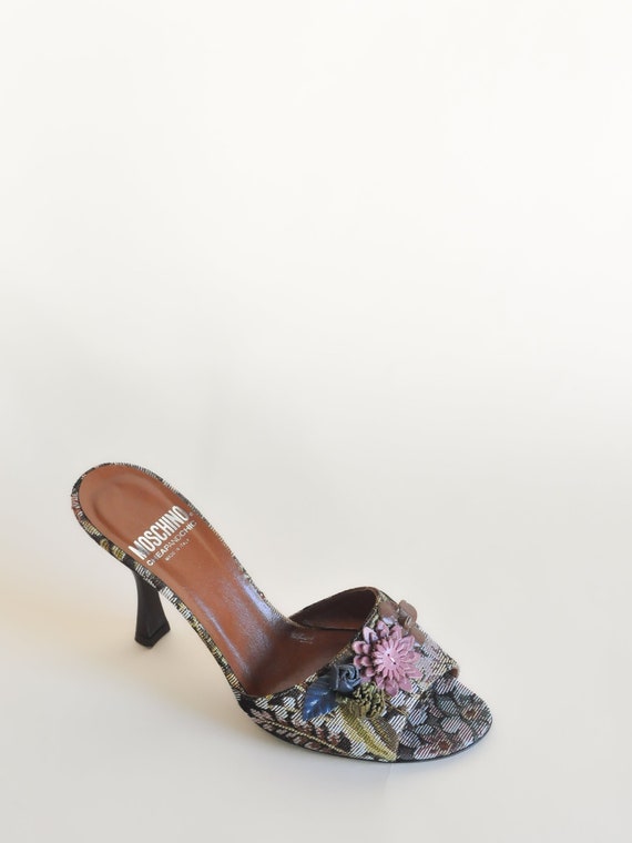 2000s Moschino Tapestry Heels with Leather Flower… - image 3