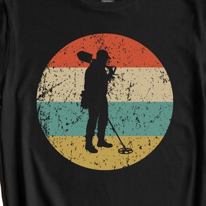 Metal Detecting Shirt - Vintage Retro Coinshooter T-Shirt - Metal Detectorist Gift - Treasure Hunting Icon Shirt