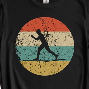 Cross Country Skiing Shirt - Vintage Retro Skier T-Shirt - Cross Country Skiing Gift - Cross Country Skier Icon Shirt