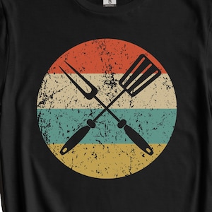 Grilling Shirt - Retro BBQ Cookout T-Shirt - Grilling Gift - Spatula And Fork Icon Shirt