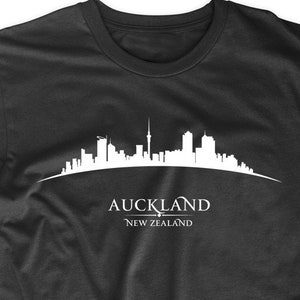 Auckland New Zealand Cityscape Downtown Skyline T-Shirt - Men&#39;s Auckland Shirt