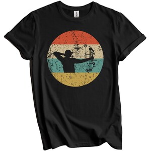 Bow Hunting Shirt - Bow Hunter Gift - Vintage Retro Archery T-Shirt - Hunting Icon Shirt