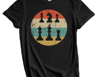 Chess Shirt - Chess Player Gift - Retro Chess Pieces Icon T-Shirt