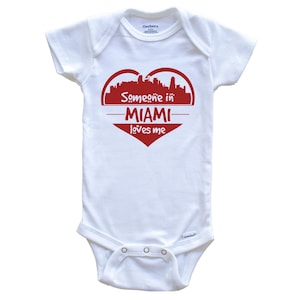 Someone in Miami Loves Me Miami Florida Skyline Heart   Baby Bodysuit