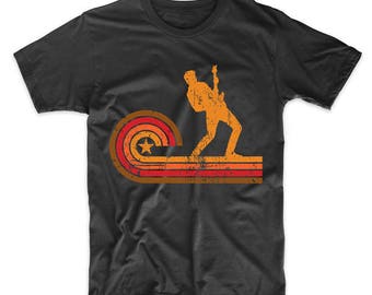 Herren Gitarren-Shirt - Retro Style Gitarrist Rock Star Silhouette Musik T-Shirt von Really Super Shirts