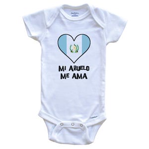 My Grandpa Loves Me Spanish Language Guatemala Flag Heart   Baby Bodysuit - Mi abuelo me ama - One Piece Baby Bodysuit