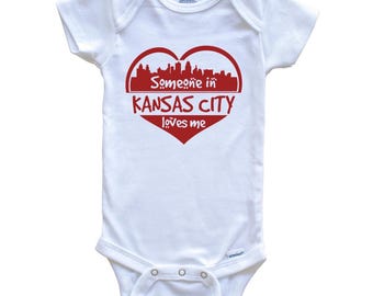 Someone in Kansas City Loves Me Kansas City Kansas Skyline Heart   Baby Bodysuit