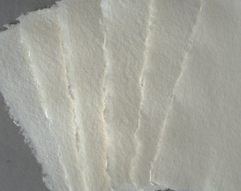 6 Blatt handgeschöpftes Papier, ca. A5, cremeweißes Büttenpapier geeignet als Briefpapier, Malpapier, Künstlerpapier