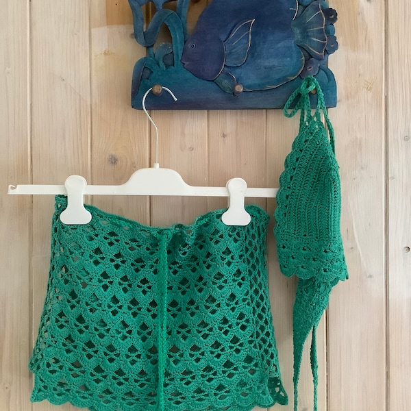 Ensemble Maillot de bain et jupe au crochet