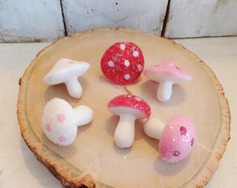 6 Mushrooms ~ Hand Decorated ~ Pink, Red & White Glittered ~ Crafts ~ Decorations ~ Miniture Gardens ~ 1.25 inches Tall ~ Gift