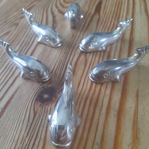 Set of 6 Whale knife rest