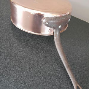 Antique French copper saute frying pan with rolled rim